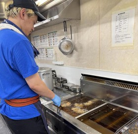 大阪ドカ盛りマンモス弁当　堺北花田店