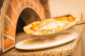 Pizza R