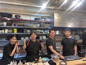 名前のないお店
