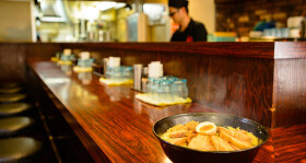 らーめん本郷亭　千種店