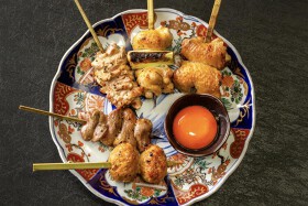 焼鳥しん