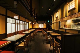 鉄板焼 鶏料理 かしわ 阪急西宮ガーデンズ店