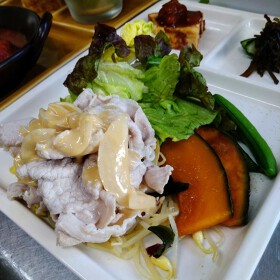 赤い屋根のカフェ take one