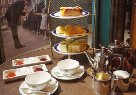 ロンドンティールーム　堂島本店