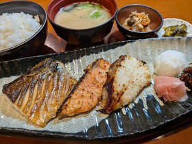 太市食堂　ヨロッカ春日井店