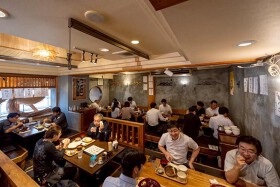 博多もつ鍋 響 本店