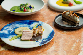 三菱地所運営のプライベートクラブ 内　メインレストラン（丸の内）