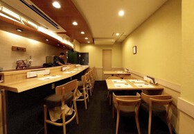 割烹 嘉とう