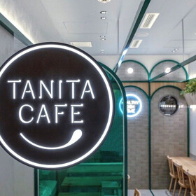 メディバル × タニタカフェ 東府中