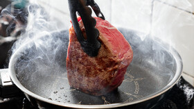 隠れ肉バルほむら