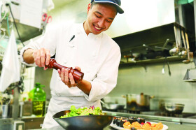 es Rooftop Garden BAGUS​