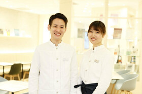 cafe&books bibliotheque有楽町店