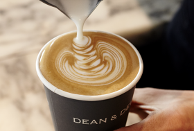 DEAN & DELUCA カフェ コレットマーレみなとみらい