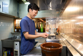 元祖やきとり串八珍 本郷三丁目店の画像