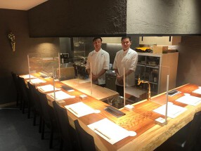 割鮮 入たにの画像