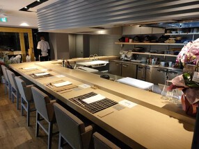 割烹ししくらの画像