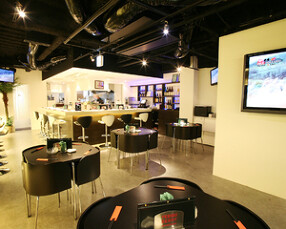 酒宴空間　Ｔ−ＬＥＡＶＥＳの画像