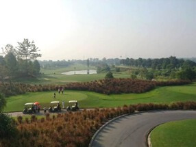 センチュリー吉川ゴルフ倶楽部内レストランの画像