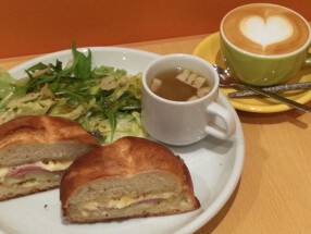 Komu's Bakeryの画像