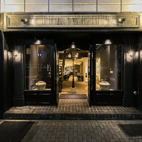 T BY TAKERUの画像