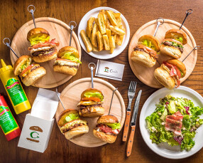 ミニハンバーガー専門店 Coeurクールの画像