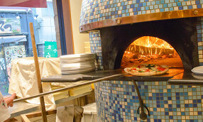 Trattoria e Pizzeria De salita 赤坂 の画像