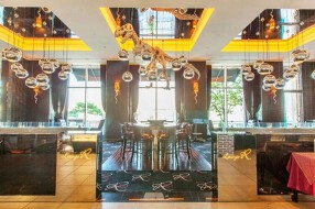 ラウンジ＆カフェの画像