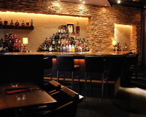 Bar & Dining Oneの画像