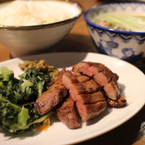 牛たん炭火焼 𠮷次 鰻谷店の画像