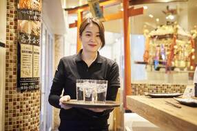 鉄板神社 なんば南海通り店の画像