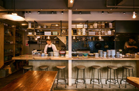 〆蕎麦　フクロウの画像