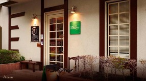 イタリアンバー  イルピエーノの画像