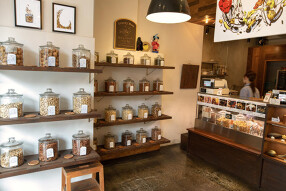 Groovy Nutsの画像