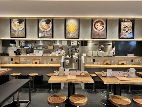 博多鶏そば TORISOBA TORIDEN KITTE博多店の画像