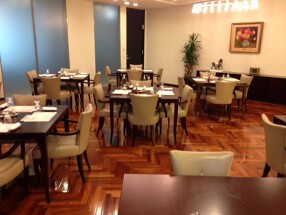 新日鐵住金(株)本社社員食堂の画像