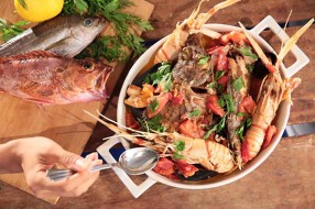 Captain's Wharfの画像