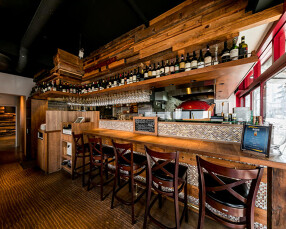 PIZZA＆WINE カヤバール 茅場町店の画像