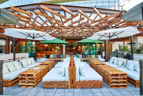 Green house by mercer brunchの画像