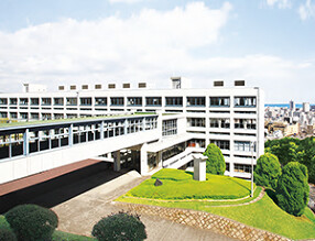 学校法人須磨学園の画像