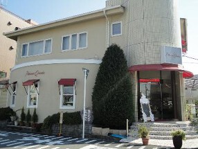 パティシエオカダの画像