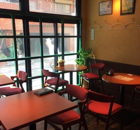 ステーキとワインのお店 さんぽみちの画像