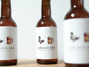 Gion Duck Standの画像