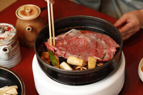 すき焼割烹日山の画像