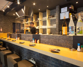 炭火焼鳥　とんびの画像