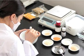 甘利香辛食品株式会社　商品開発室の画像