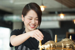 薪窯ピッツァとワイン酒場　NADESHICOの画像