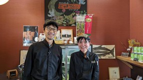 三日月食堂の画像