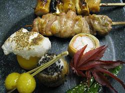 炭火焼と季節料理　しゃもきちの画像