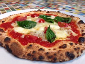 PIZZA VAN ＋Pの画像