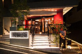 カーヴ・ド・コンマの画像